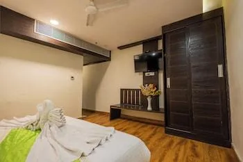 غرفة عائلية بسريرين كينج، Hotel Di-Arch Lucknow 1/1