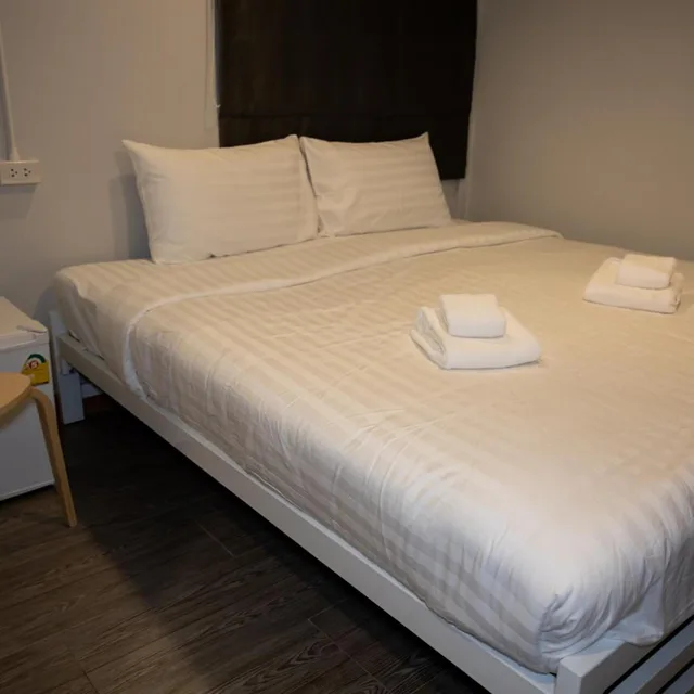 Room, Double Bed, Pratunam Family House 2 7/10