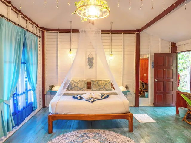 استوديو رومانسي بسرير كينج بإطلالة على البحر، Baan Haad Yao Villas 3/10