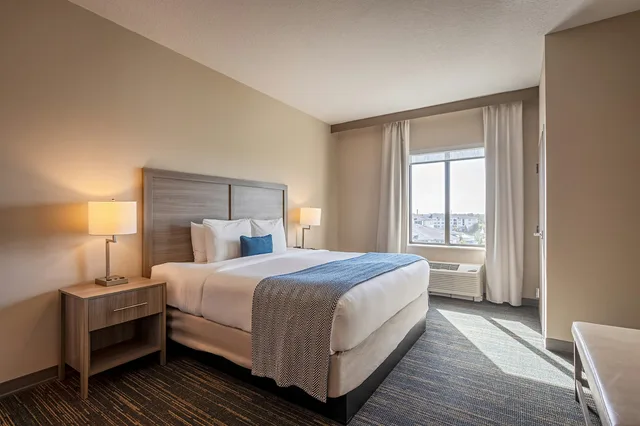 Master, Suite, King Bed، Pestana Orlando Suites Lake Buena Vista 2/10