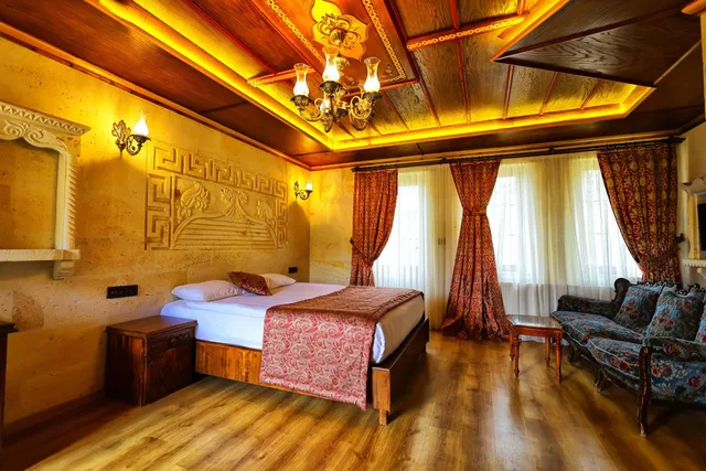 غرفة بسرير كوين بشرفة، Empire Cave Hotel 6/9
