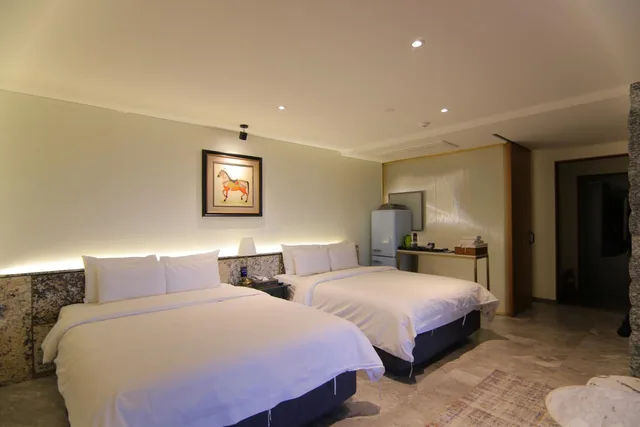 غرفة بسريرين منفصلين بإطلالة، Hotel Gite 5/10