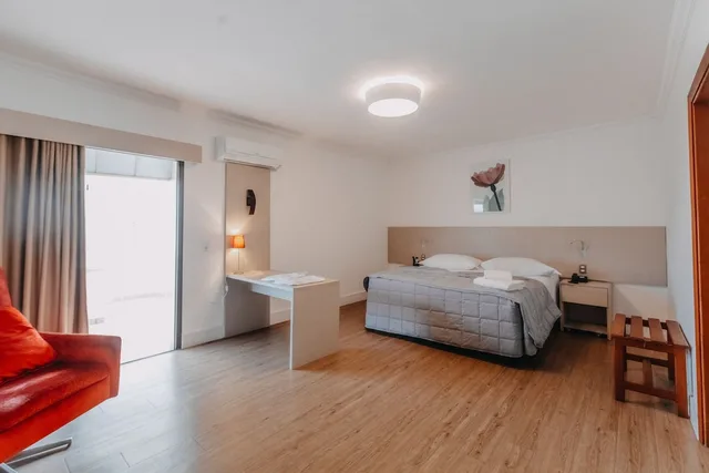 Superior, Studio, Suite, King Bed, City View, Balcony, Antonio's Piracicaba 1/8