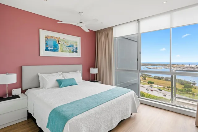 شقة بإطلالة على البحر بغرفة نوم واحدة، Brighton on Broadwater Shores 1/8