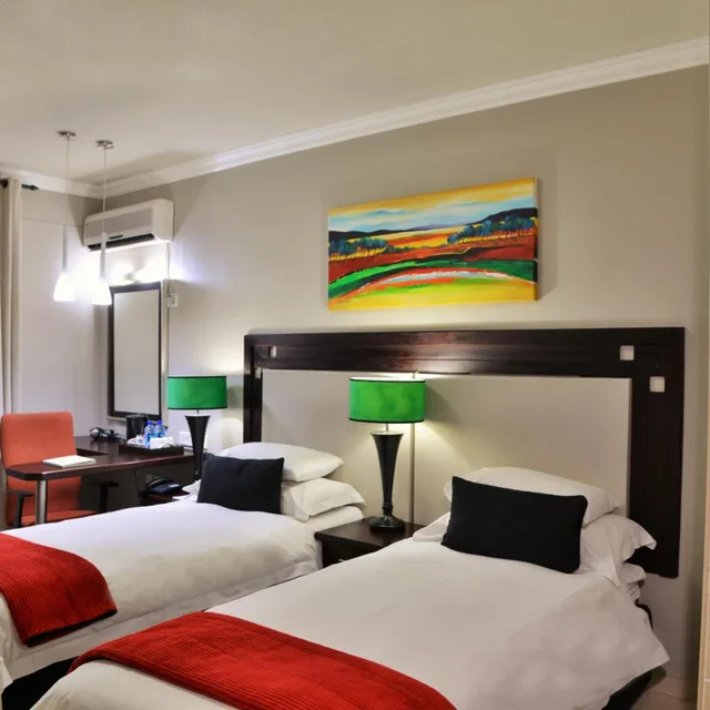 غرفة بسرير مزدوج أو سريرين منفصلين، Bon Hotel Empangeni 6/10