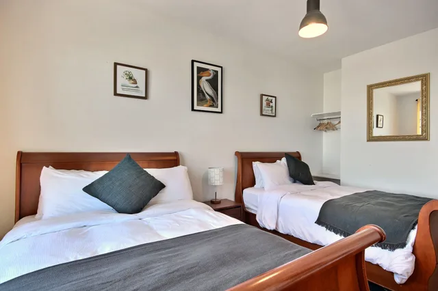Standard, 2 Double Beds, Hotel Manoir des Remparts 5/10