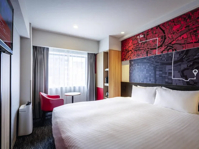 غرفة قياسية بسرير كينج، Ibis Osaka Umeda 1/3