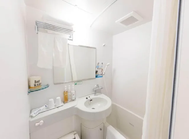 غرفة بسرير مزدوج وسرير بطابقين، Super Hotel Tokyo Otsuka 4/5