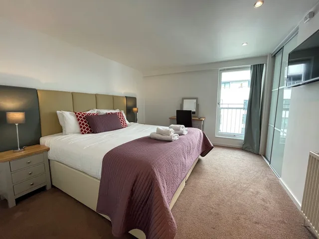 شقة بسريرين كينج، Tolbooth Apartments 5/10