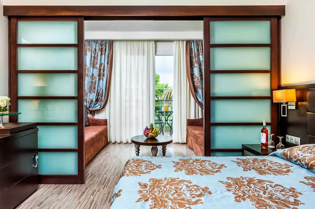 Family, Lateral Side Sea View، Elinotel Apolamare 1/1