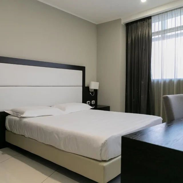 غرفة بسرير مزدوج، Marconi Hotel 1/7