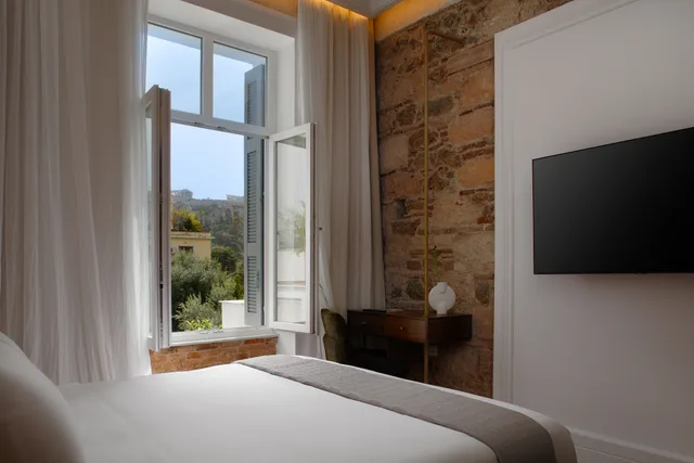 Standard, Double Bed, La Divina 2/4