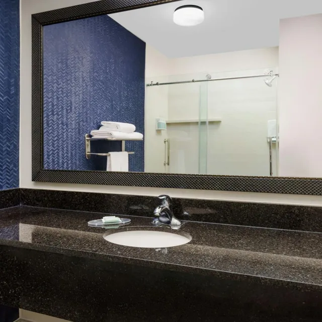 استوديو كبير بسرير كينج مع أريكة، Fairfield Inn By Marriott Philadelphia Airport 3/4