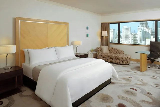 غرفة بريميوم بسرير كينج بإطلالة على المدينة، The Westin Grande Sukhumvit 1/10