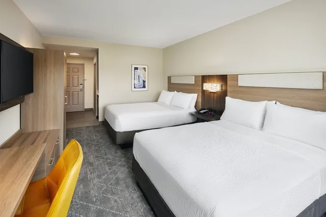 غرفة قياسية بسريرين كوين لذوي الإعاقة، Holiday Inn Express and Suites Port St. Lucie West 2/5