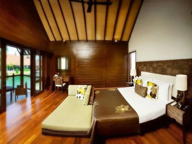 Deluxe, Suite, Lagoon View، The Lalit Resort And Spa Bekal 1/2