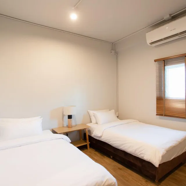 Superior, Twin Beds, Private Bathroom, Hotel PAPA Bangkok Siriraj 4/10