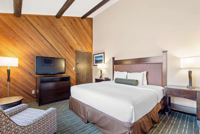 جناح، Best Western Plus Tree House 1/3