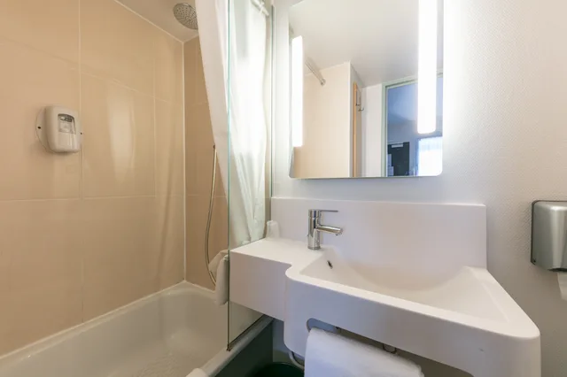 غرفة عائلية، B&B Hotel Toulouse Cite de l'Espace Mouchotte 4/4