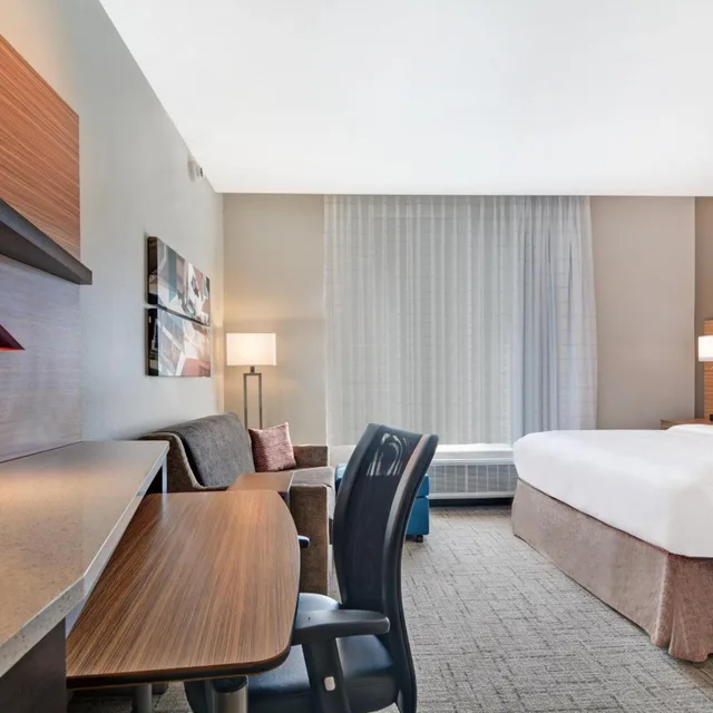 استوديو بسرير كينج مع أريكة، TownePlace Suites by Marriott Jackson Airport/Flowood 3/10