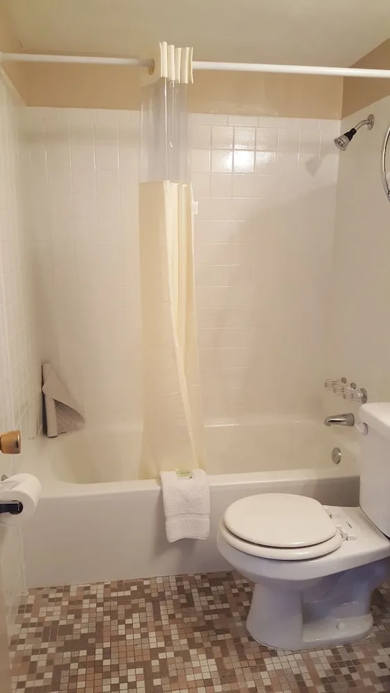 Superior, 2 Queen Beds, Lake Powell Canyon Inn 10/10