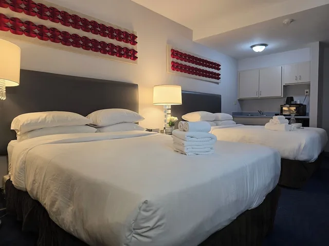 غرفة قياسية بسريرين كوين لذوي الإعاقة، Illini Inn & Suites 3/4