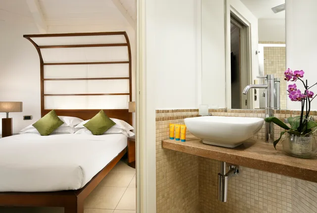 غرفة بسرير مزدوج بجاكوزي، La Plage Resort 3/3