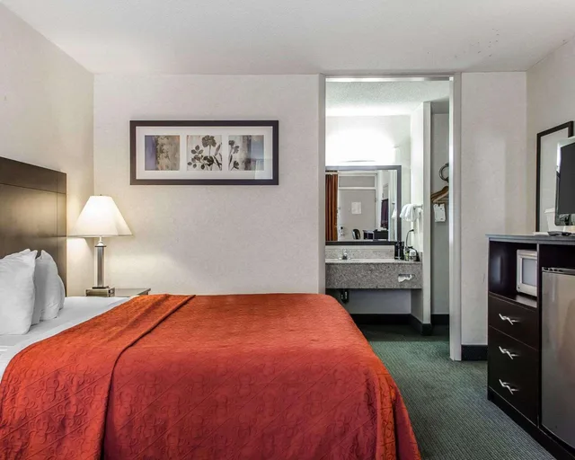 غرفة بسرير كينج، Quality Inn and Suites York PA 3/7