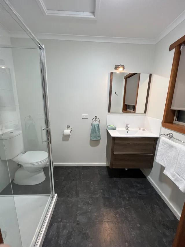 2 Bedrooms, Apartment, Queen and Twin Beds, Kitchen, Greenways Holiday Units 4/4