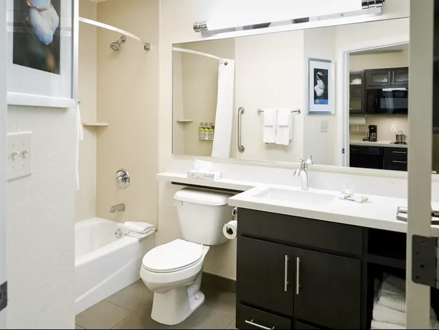 استوديو بسريرين مزدوجين، Candlewood Suites Santa Maria 1/2