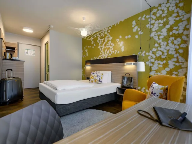 غرفة قياسية بسرير كوين، Mercure Hotel Stuttgart Gerlingen 4/10