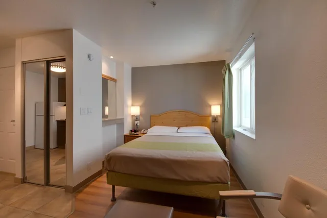 غرفة بسرير كوين لذوي الإعاقة، Studio6 Brownsville, TX 3/10