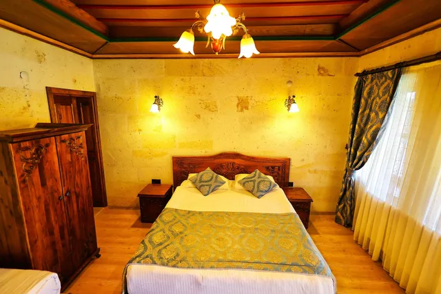 Comfort, Triple, Empire Cave Hotel 3/4