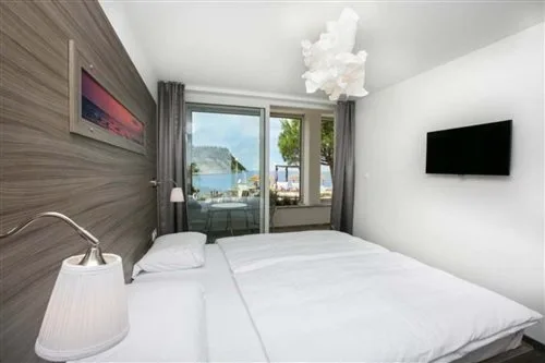 Superior, Double Bed, Sea View, Balcony or Terrace، Barbara Piran Beach Hotel And Spa 2/2