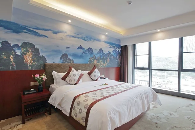 غرفة بزنس بسرير كينج، Days Hotel By Wyndham Hunan Zhangjiajie 1/1