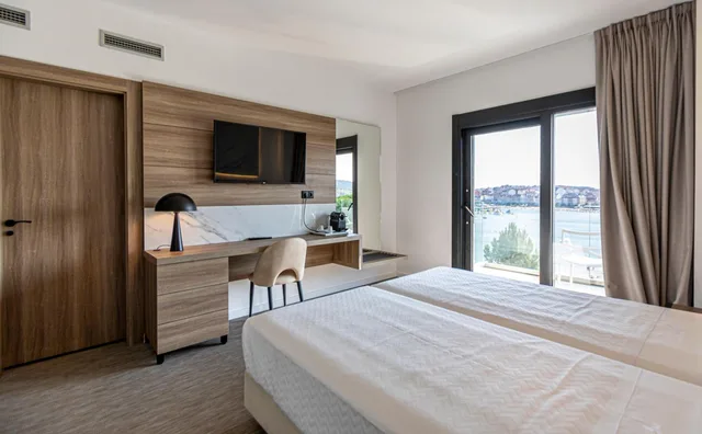 Room, Triple, with View, HOTEL INFFINIT SANXENXO PLAYA 2/6