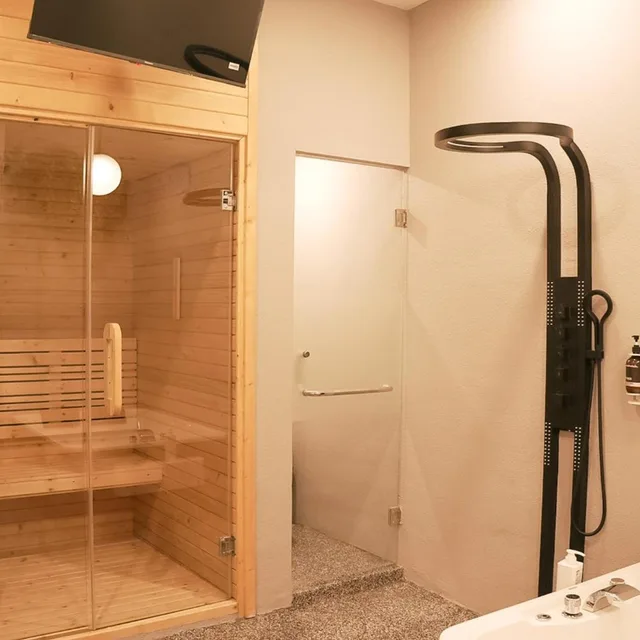 Hideaway, Suite, Double Bed، Oak Tree Urban Jakarta 4/4