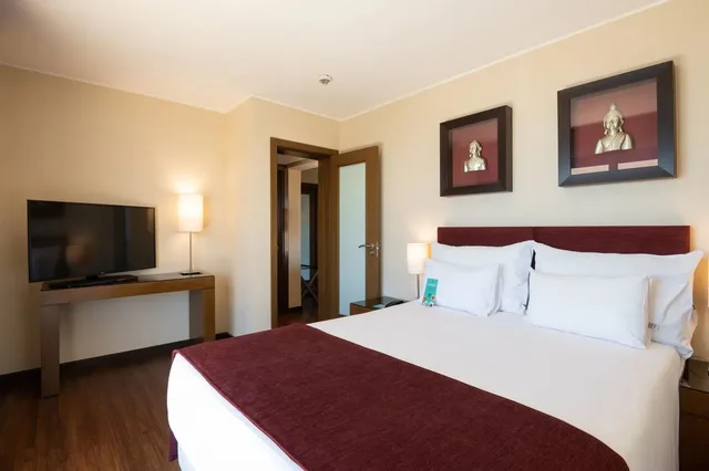 جناح جونيور بشرفة بإطلالة، VILA GALE CASCAIS 1/2