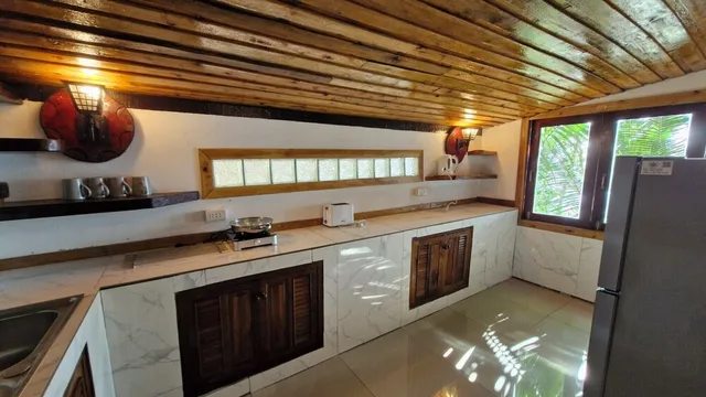 كابينة ديلوكس بسريرين مزدوجين مع أريكة، Mai Pen Rai Bungalows 1/10