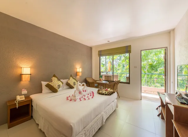 غرفة ديلوكس بسريرين منفصلين بغرفة نوم واحدة، The Viridian Resort 6/10
