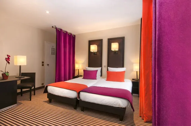 جناح جونيور بسرير كوين بمطبخ صغير، Hotel Pax Opera 4/10