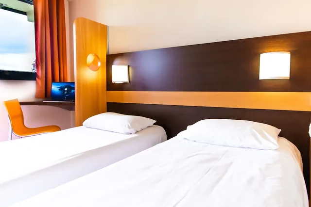 Standard, Twin Beds, Hotel Premiere Classe Nevers - Varennes Vauzelles 2/3
