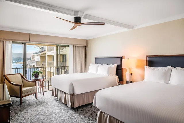Room, 2 Queen Beds, Harbour View, Balcony, Monterey Plaza Hotel & Spa 3/5