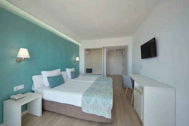 غرفة بشرفة مفردة بسرير مزدوج، BQ Apolo Hotel 1/10