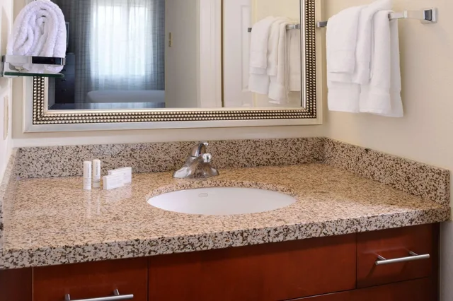 2 Bedrooms, Superior, Suite, Multiple Beds، Sonesta ES Suites Dallas Medical Market Center 3/4