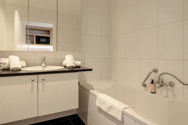 استوديو ديلوكس بسريرين منفصلين، Diamant Suites Brussels EU 2/2