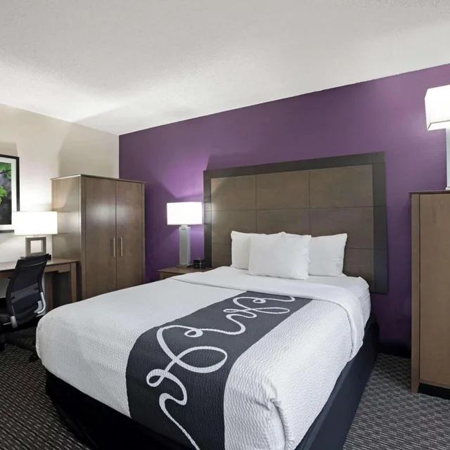غرفة بسرير مزدوج لذوي الإعاقة، La Quinta Inn & Suites by Wyndham Rancho Cordova Sacramento 7/10