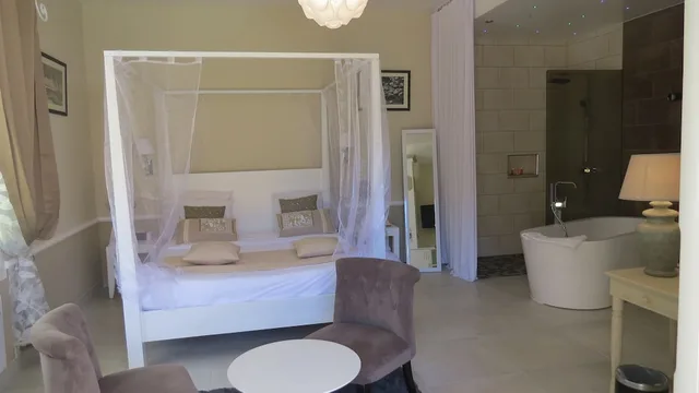 غرفة سوبيريور بسرير كينج، Le Cilaos 2/2