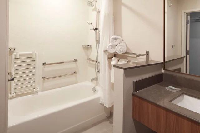 غرفة بسريرين كوين لذوي الإعاقة، Fairfield Inn & Suites by Marriott Stony Creek 4/4