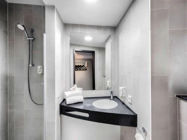 غرفة قياسية بسرير مزدوج، B&B HOTEL Schwerin Sued 3/4